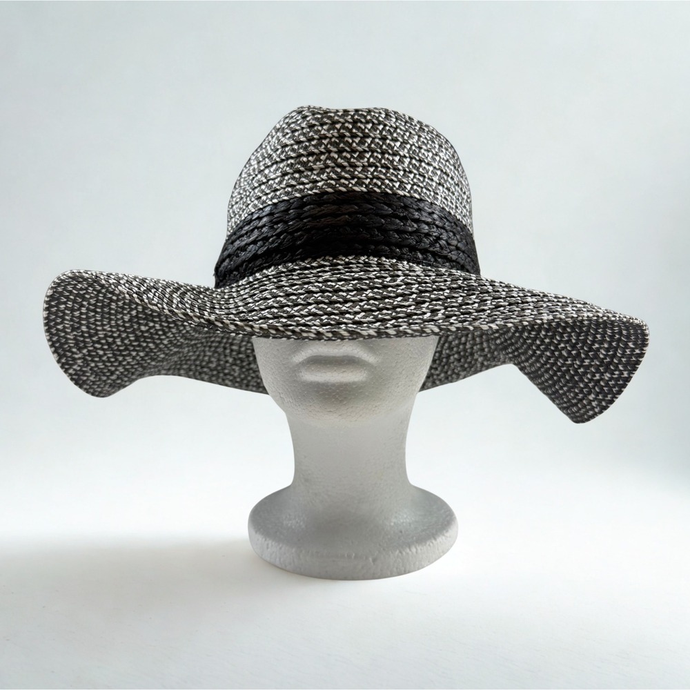 Vince Camuto Floppy Paper Straw Hat Womens Black White Woven Wide Brim‎ Band